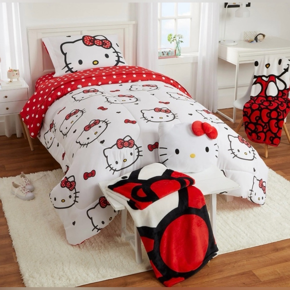 Hello Kitty Kids 4 Piece Red White Polka Dots Sheet Set, Full NEW WITH TAGS